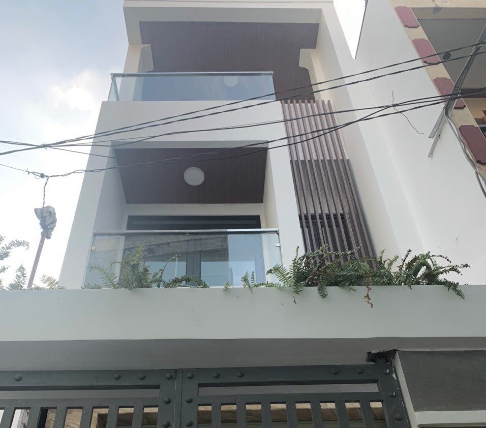 7.2 Tỷ ! NHÀ ĐẸP 3 TẤM (54m²) gần Ngã Tư LẠC LONG QUÂN_ÂU CƠ, Quận 11 – Tương Lai Thành Mặt Tiền (MT 2094)