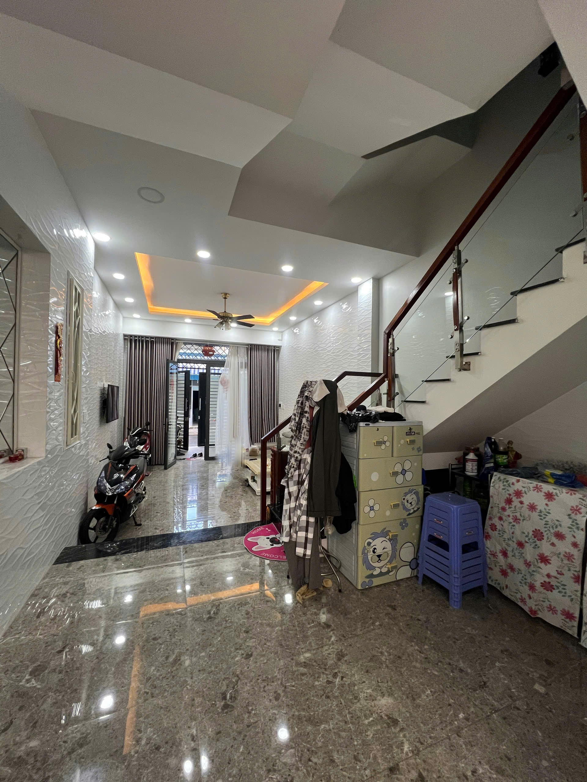 8.5 Tỷ ! Nhà Đẹp (72m²_4 Tầng) Tân Phú_Nội Thất Cao Cấp_Khu Đồng Bộ An Ninh (MT 3041)