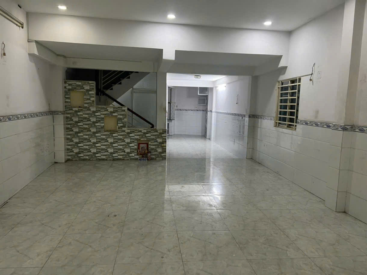 8 Tỷ ! NHÀ 2 TẦNG (82m²) Đường 4M Gần Minh Phụng, Quận 11 - DT Nở Hậu (4.6x17m) (MT 3081)