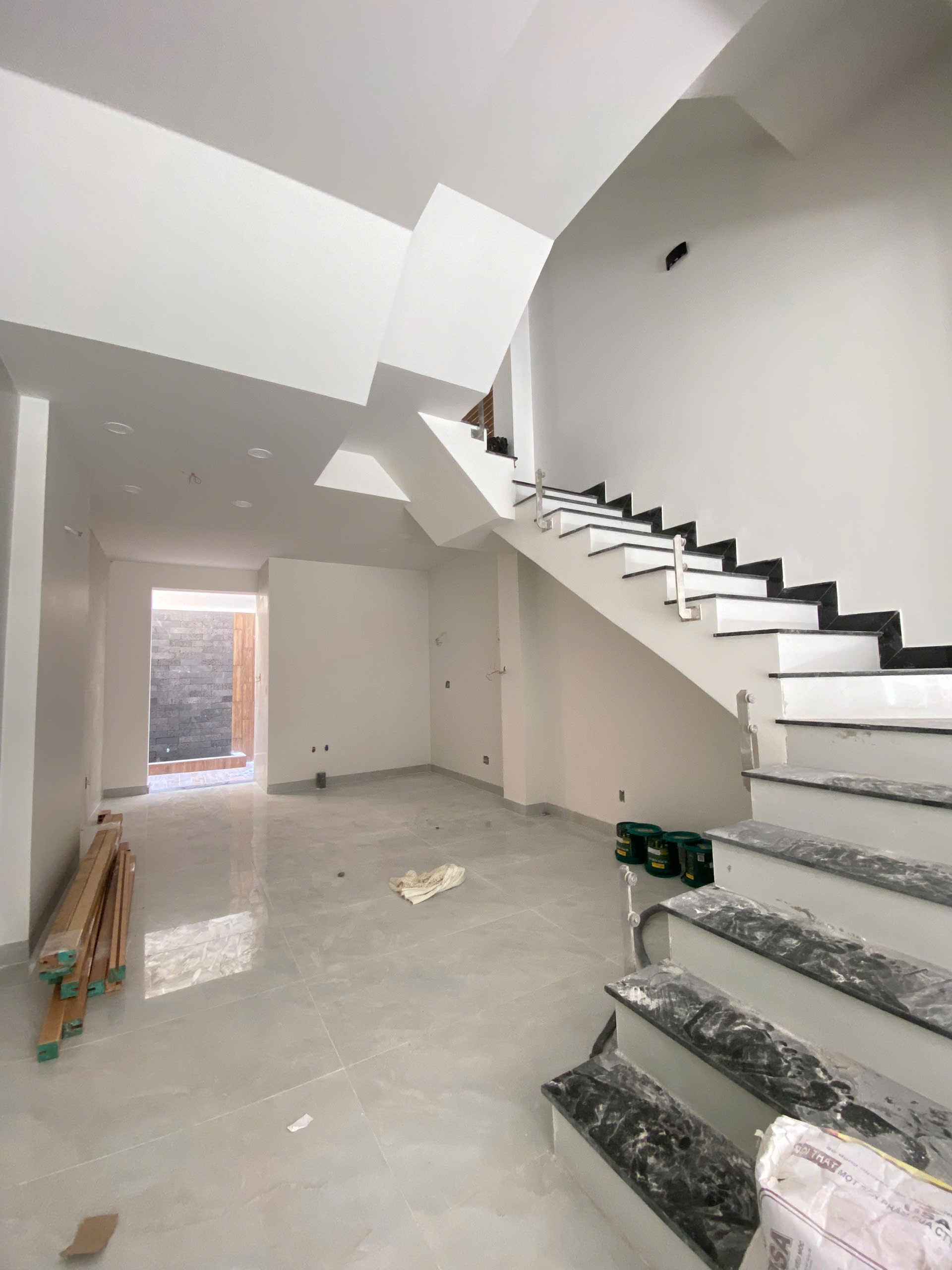 8.6 Tỷ ! NHÀ ĐẸP MỚI XÂY Gần CẦU ÔNG BUÔNG, Quận 11 – DT (63m²) – Gần MT, Công Viên (MT 3107)