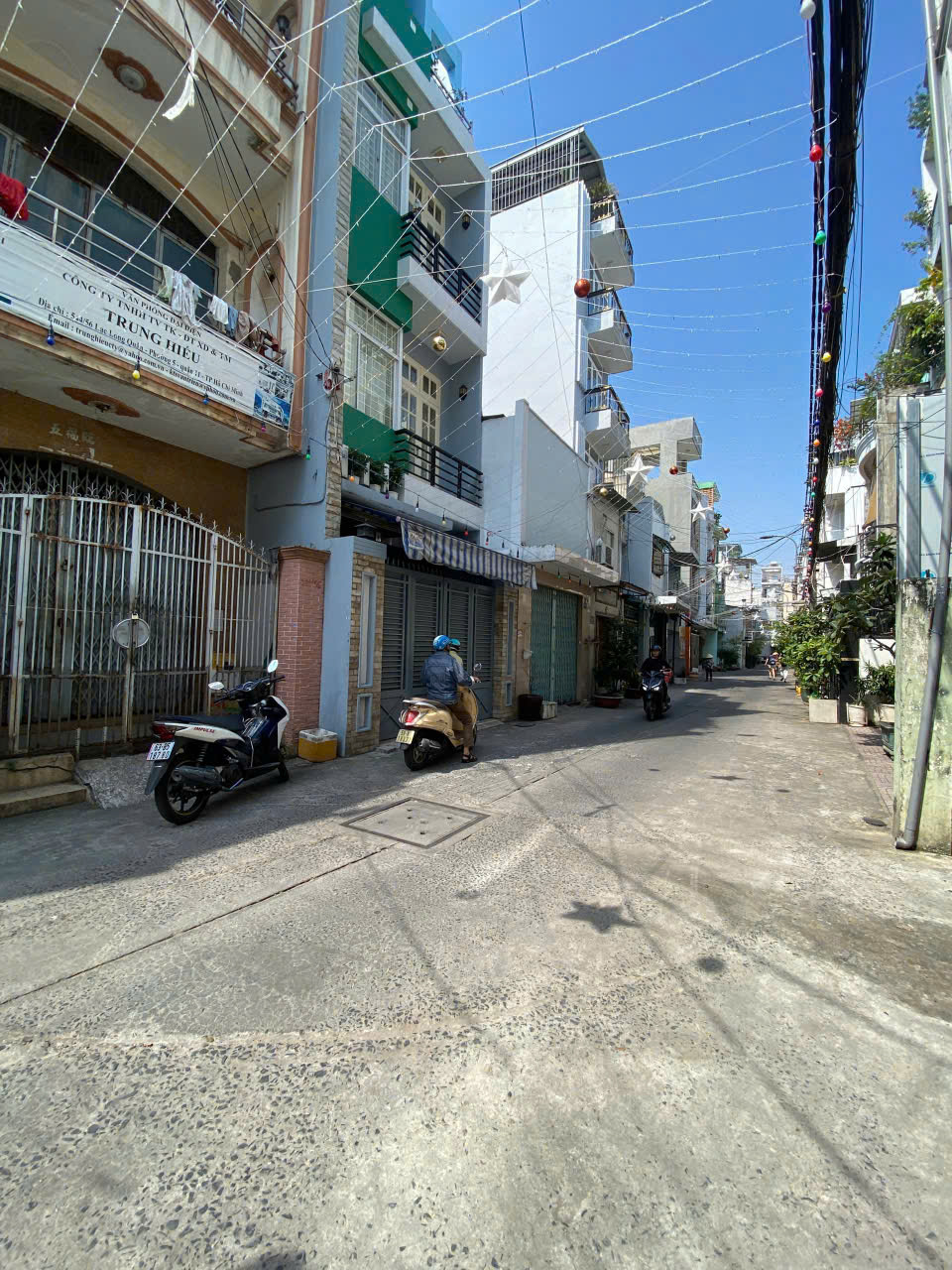 8.75 TỶ ! SỞ HỮU NGAY NHÀ MTNB LẠC LONG QUÂN, Quận 11 – DT (72m²) – XE HƠI ĐẬU TRONG NHÀ (MT 3113)