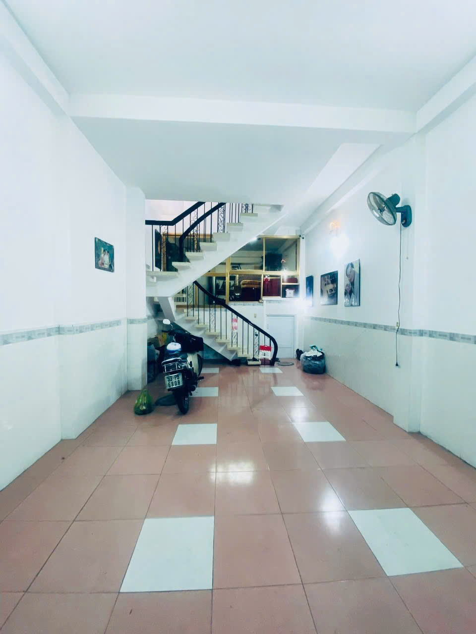 11 TỶ ! MTNB 8M Ngay CHỢ TRẦN VĂN QUANG, Tân Bình – DT Nở Hậu (4.1x12m) – CÓ LỀ ĐƯỜNG (MT 3170)