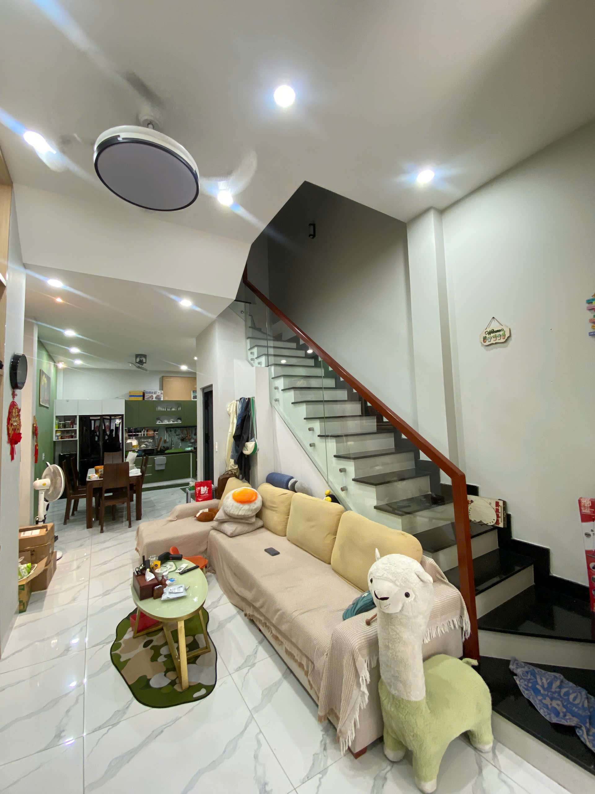 8.5 TỶ ! MTNB 6M Gần CẦU ÔNG BUÔNG, Q.11 – DT (4m x 13m) – XE HƠI TỚI TRƯỚC NHÀ  (MT 3183)
